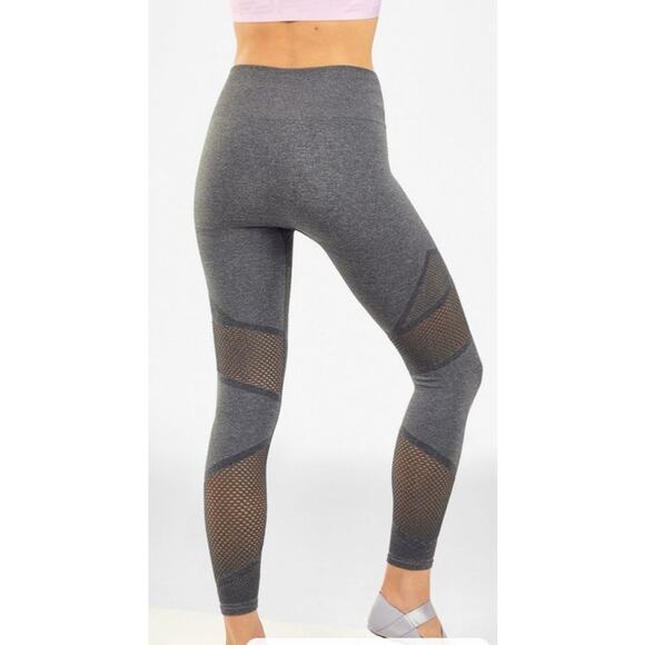 Fabletics Gray Heather Mosaic High Waisted Skinny Athletic Leggings Size L - Picture 2 of 7